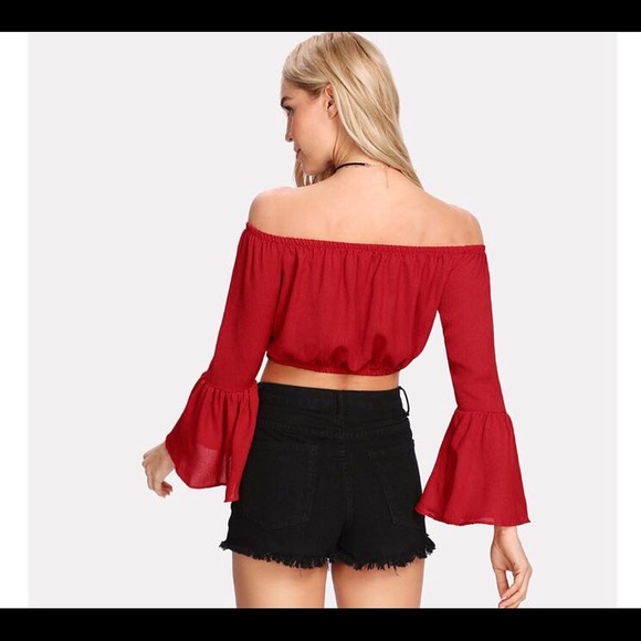 🆕❤️Red Off The Shoulder Crop Bell Sleeve Top - Picture 2 of 3
